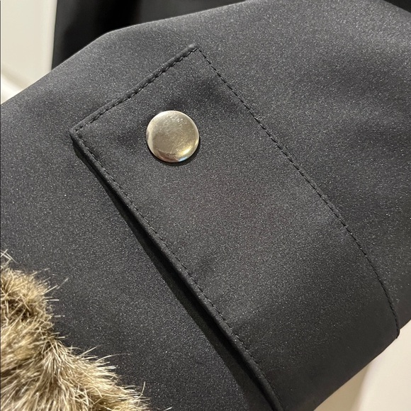 New York & Company L Zip Belted Snap Jacket Faux Fur Trim water repellent NEW - Picture 10 of 11